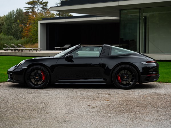 PORSCHE 992.1 TARGA 4 GTS